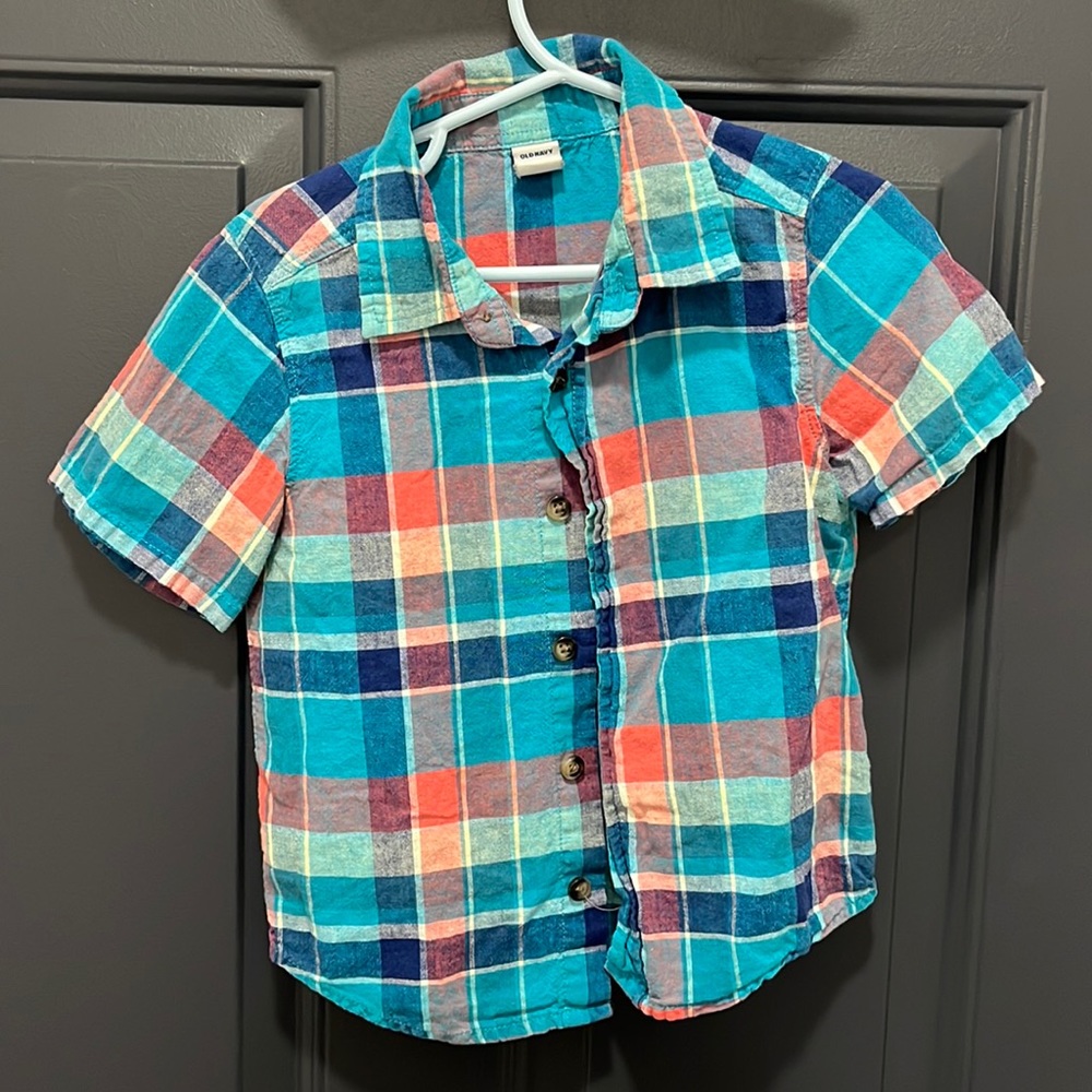 Toddler Boys Button Up Collar Shirt - Size 3T